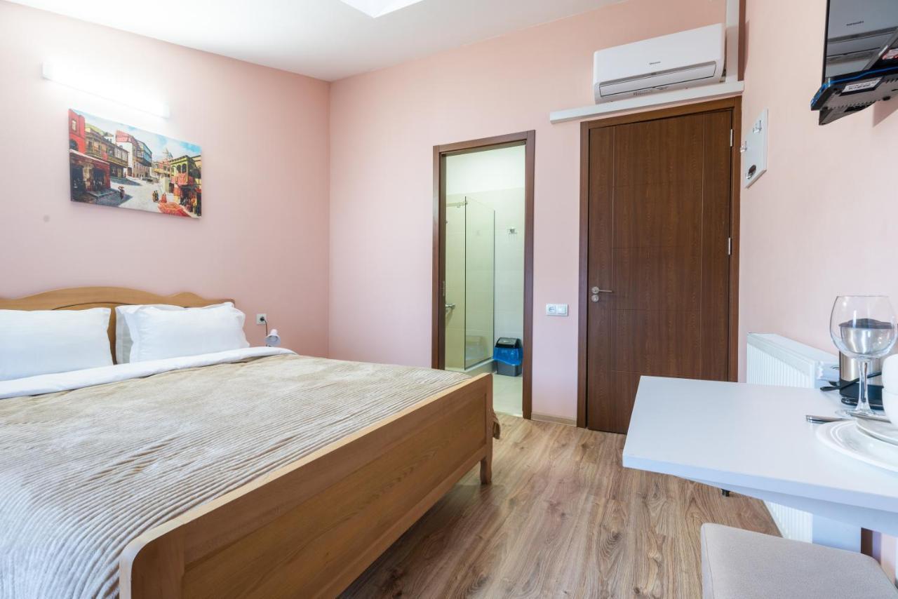 Hb Apartments Laghidze Tbilisi Eksteriør billede